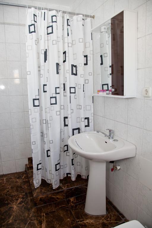 Hotel Metropol Питешти Номер фото