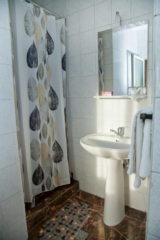 Hotel Metropol Питешти Номер фото