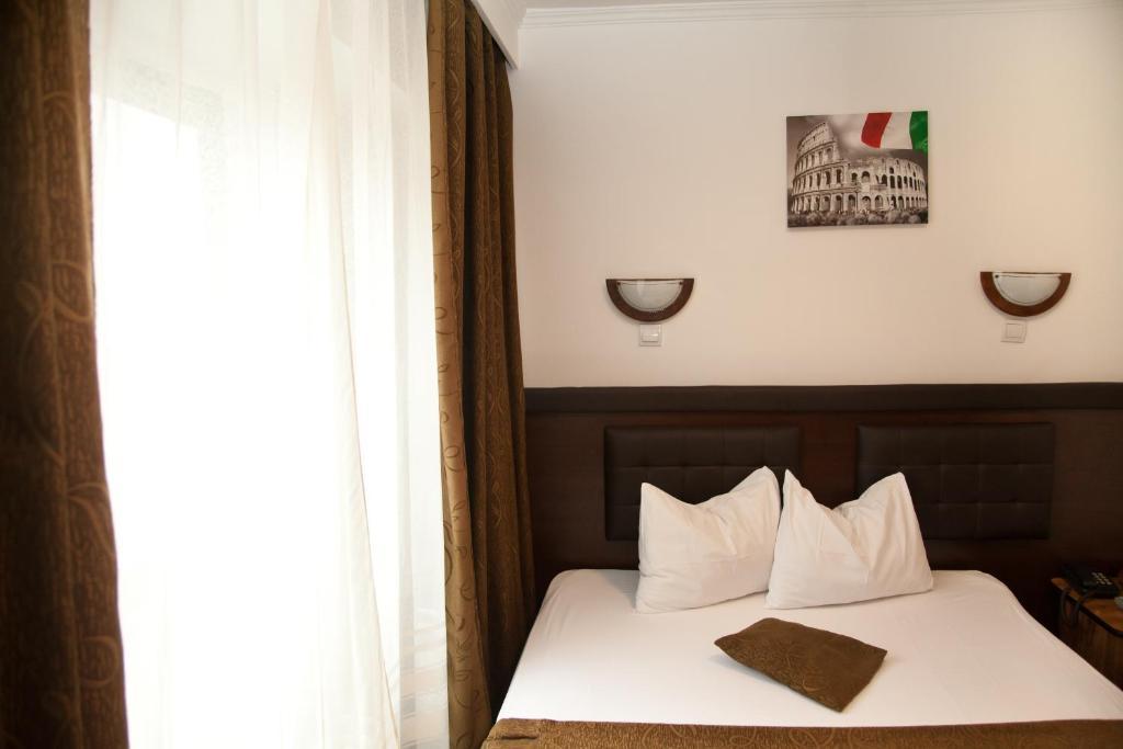 Hotel Metropol Питешти Экстерьер фото